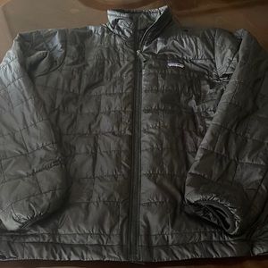 BOYS PATAGONIA COAT SIZE XXL (16-18)